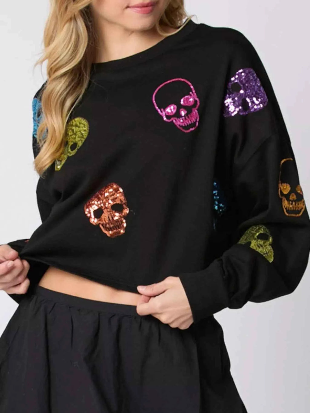 Sequin Skull Long Sleeve Sweatshirt d81b97b6-e212-436b-9d27-1cdfaba0aaf3-Max-Origin