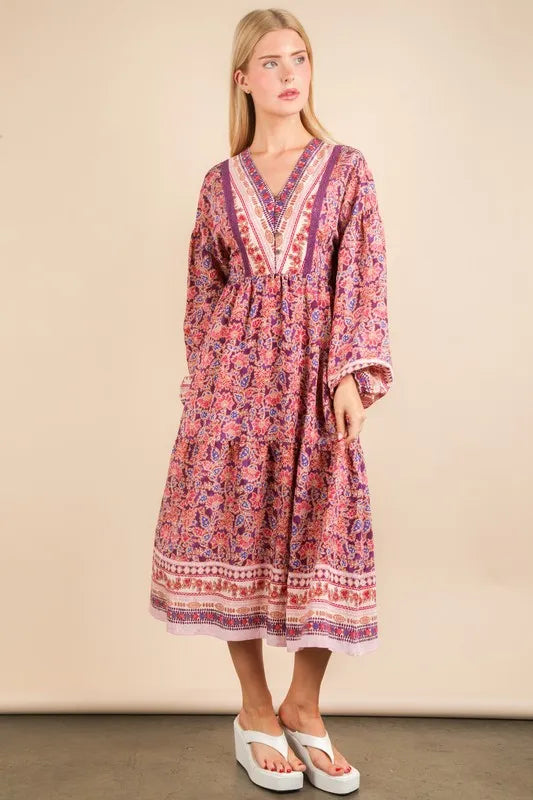 VERY J Floral Printed Boho V-Neck Balloon Sleeve Dress d916fdbb59b84f369fbe6fda9882109f-Max-Origin