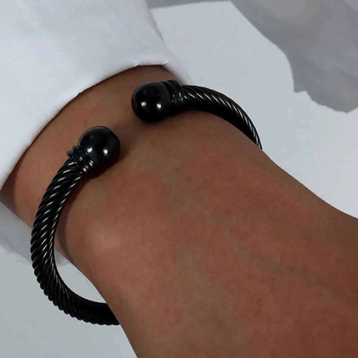 Stainless Steel Twisted Cable Cuff Bracelet Black One Size d965f28d-8aa0-4a6a-921a-1fe08bb7bab4-Max-Origin