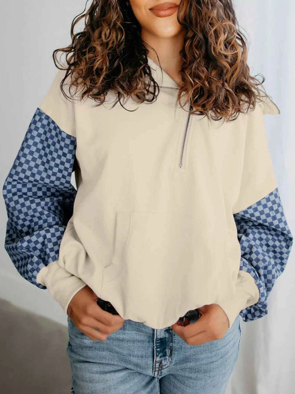 Checkered Color Block Half Zip Sweatshirt Beige d97c167f-261b-468d-8a3e-df009ec69433-Max-Origin