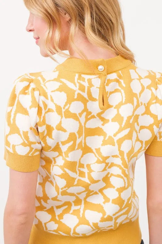 And The Why Short Sleeve Leaf Pattern Knit Top d9a5b60f3e8f484baeddeaabc1a67a3b-Max-Origin