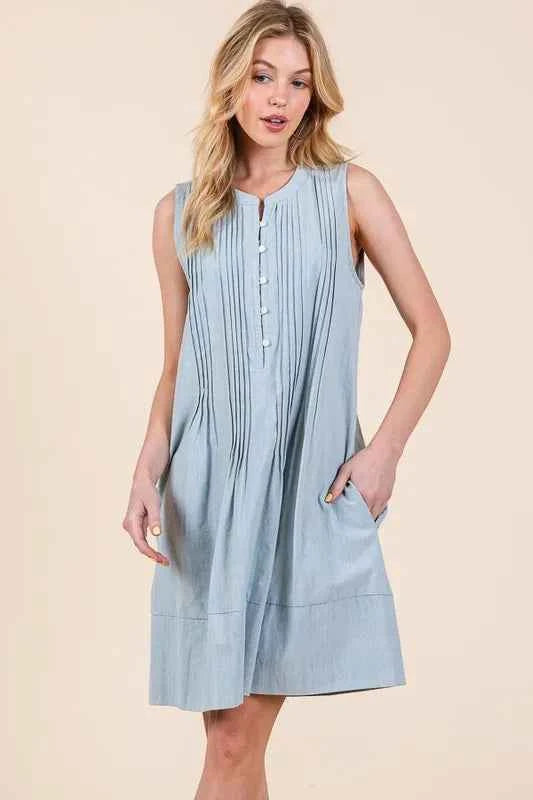 Lime 'N' Chili Denim Pintuck Detail Sleeveless Midi Dress daa97e2ea0b04690a66e20e87c788638-Max-Origin