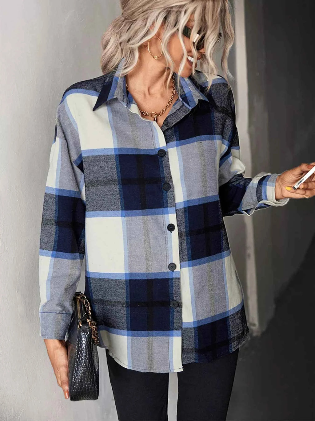 Plaid Button-Down Long Sleeve Shirt daadd3c1-da47-444d-ac02-d5316cb9f2d3-Max-Origin
