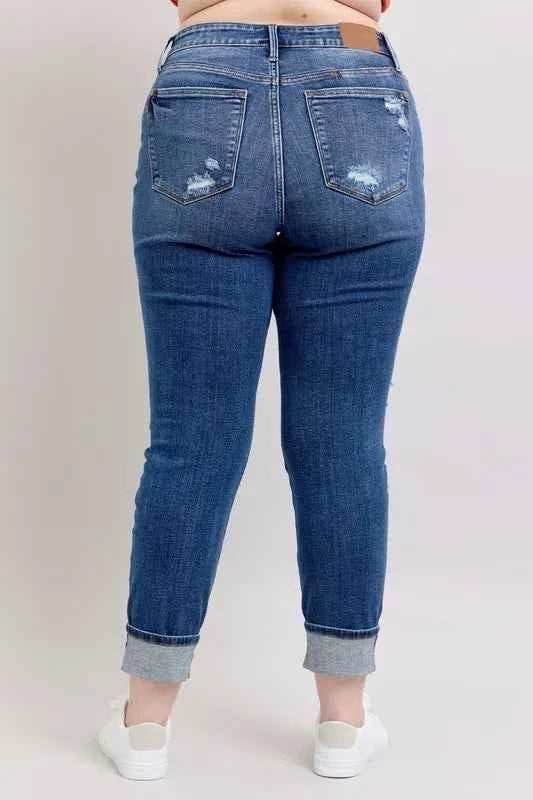 Judy Blue Full Size Mid Rise Boyfriend destroy Jeans with Yoke Pockets and Faux Selvedge Cuff Plus Size dabebfda-1a35-4f17-8d2d-eb245958341b-Max-Origin