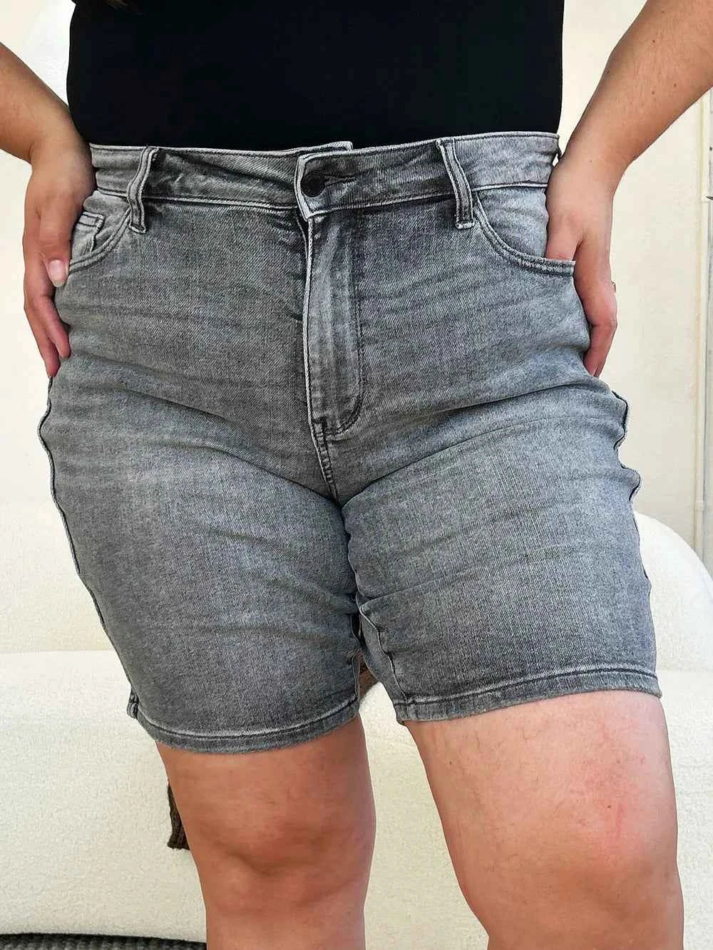 Judy Blue Full Size High Waist Washed Denim Shorts dac79974-14dd-4062-b154-fc986086c399-Max