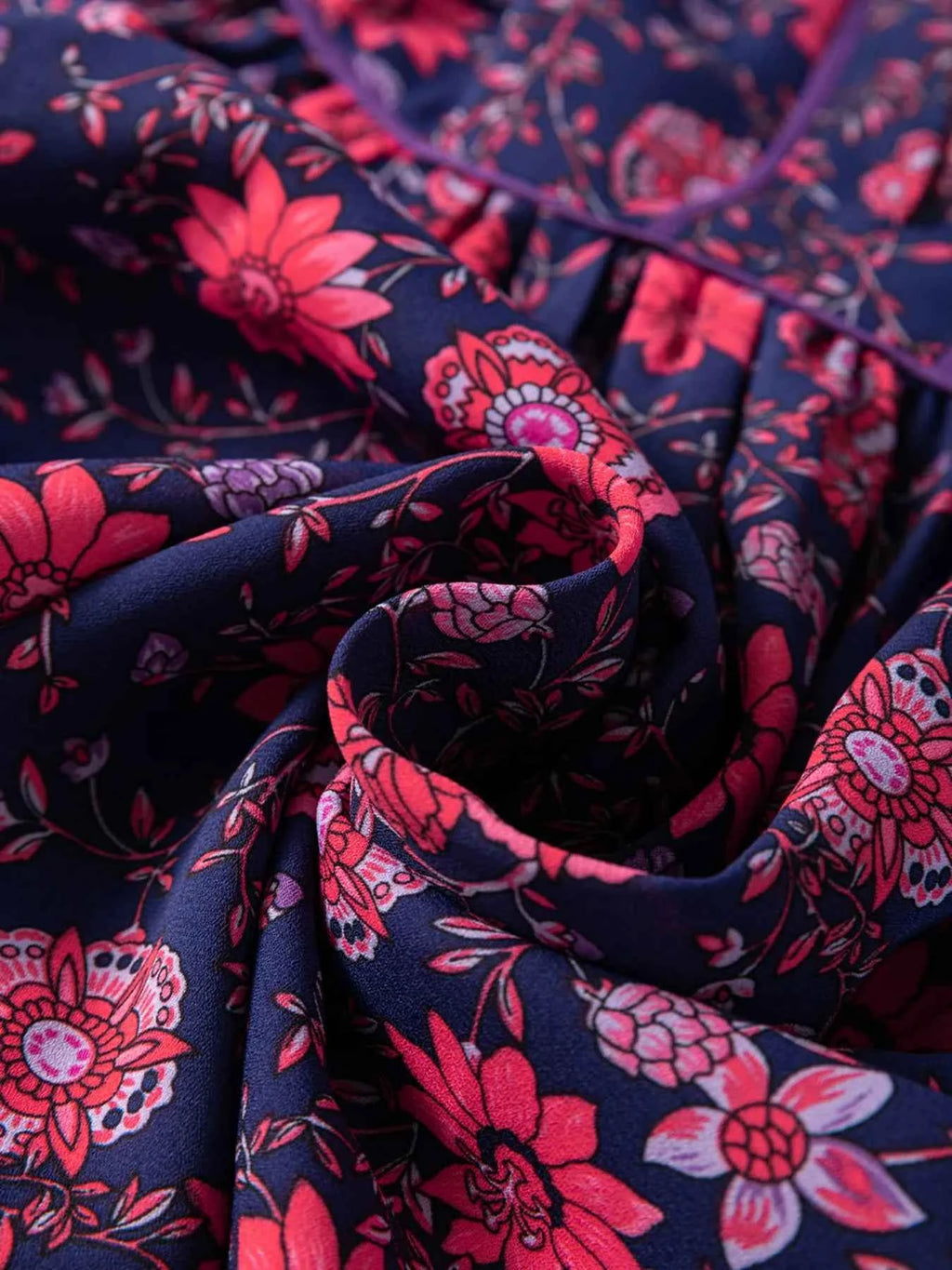 Floral Half Sleeve Split Neck Blouse Top dafff35ba25d479bb503e5cf2a3c2d3b-Max-Origin