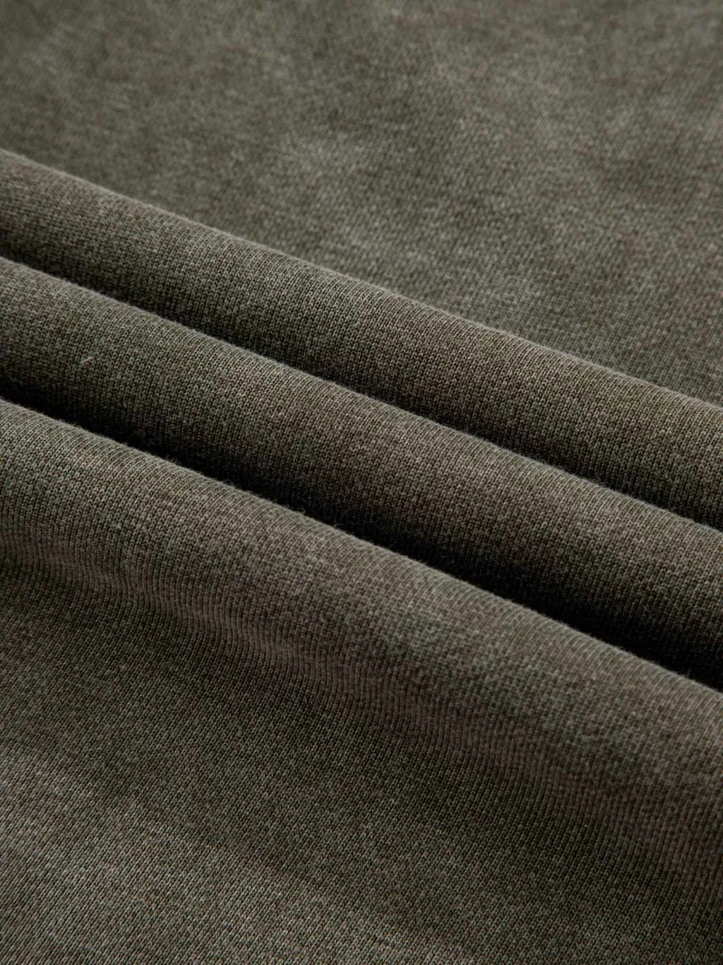 Lace Patchwork Detail Notched Mineral Wash Sweatshirt ddc3dd22bc1040fda2f4e4add29981f9-Max-Origin