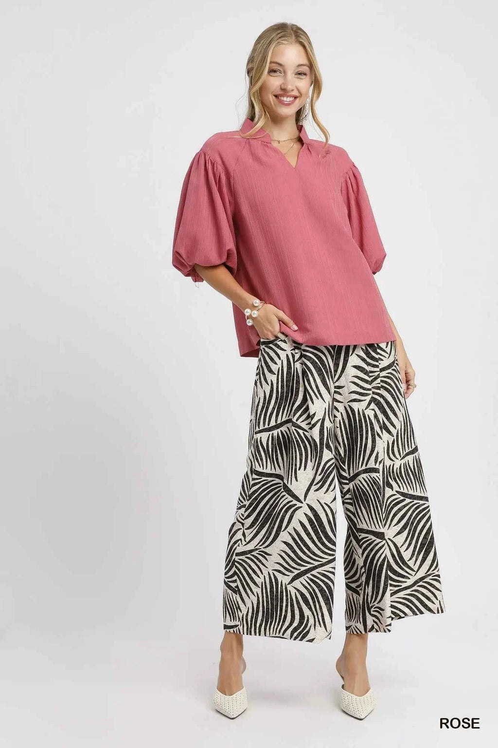 Umgee Textured Puff Sleeve Blouse deb45a79-c104-4a03-a2f7-240afcb78cb1-Max-Origin