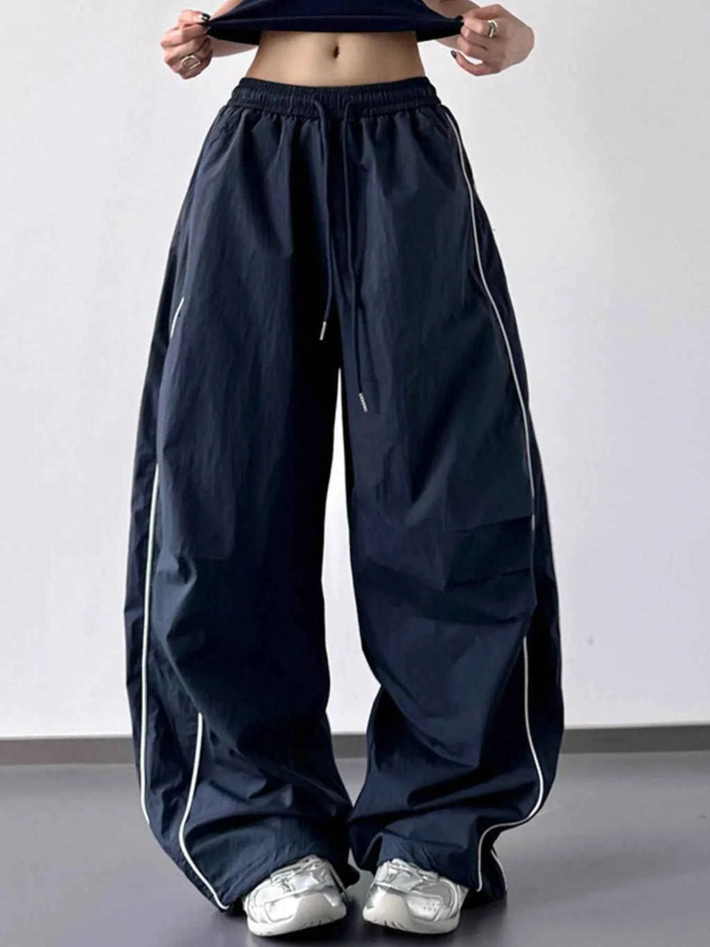 Drawstring Wide Leg Pants defbef6c-9c33-4b65-b741-613eb1b24ccd-Max-Origin