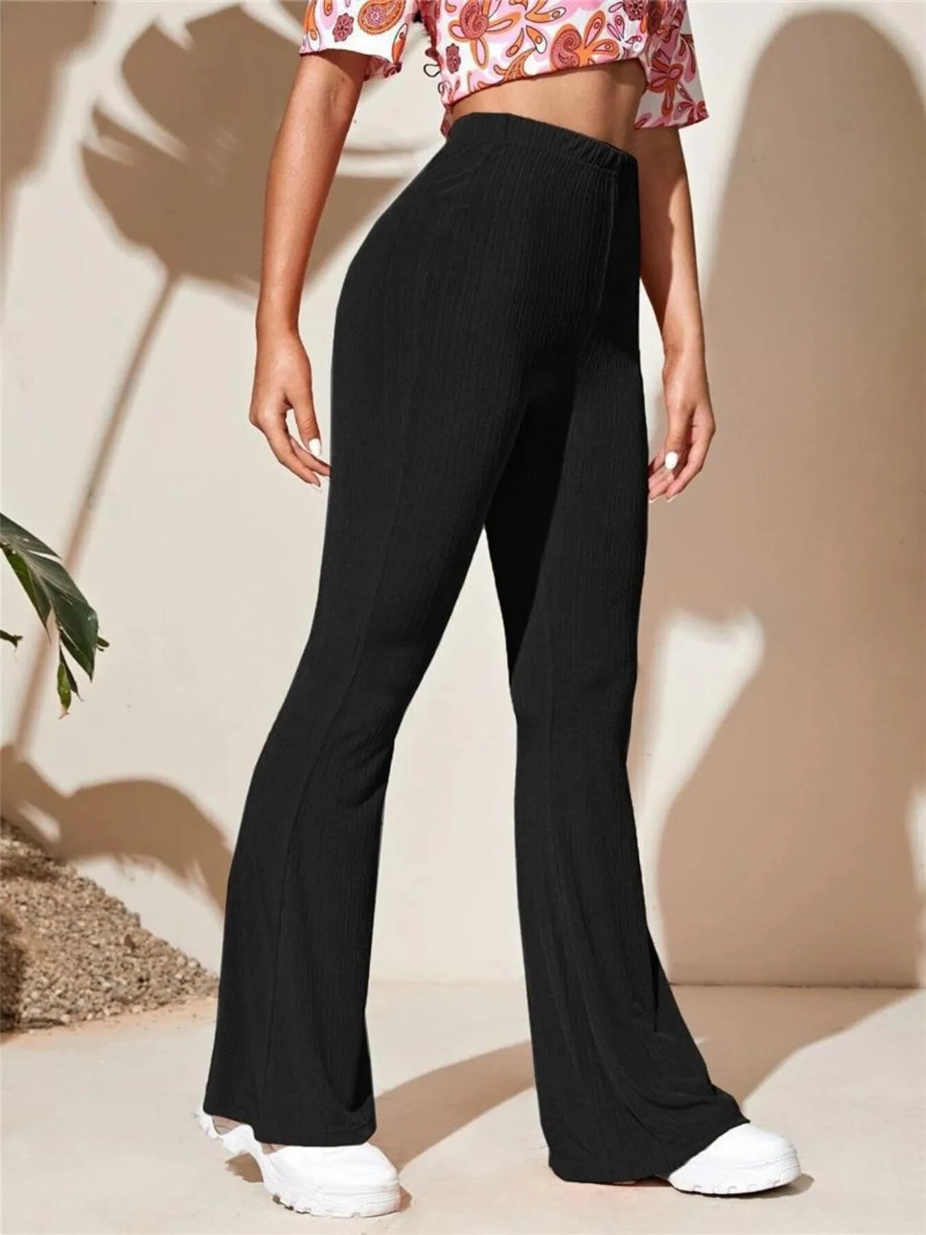 Full Size High-Waist Flare Active Pants Plus Size Black df699e89683c4539a4ffb1637370c6ff-Max-Origin