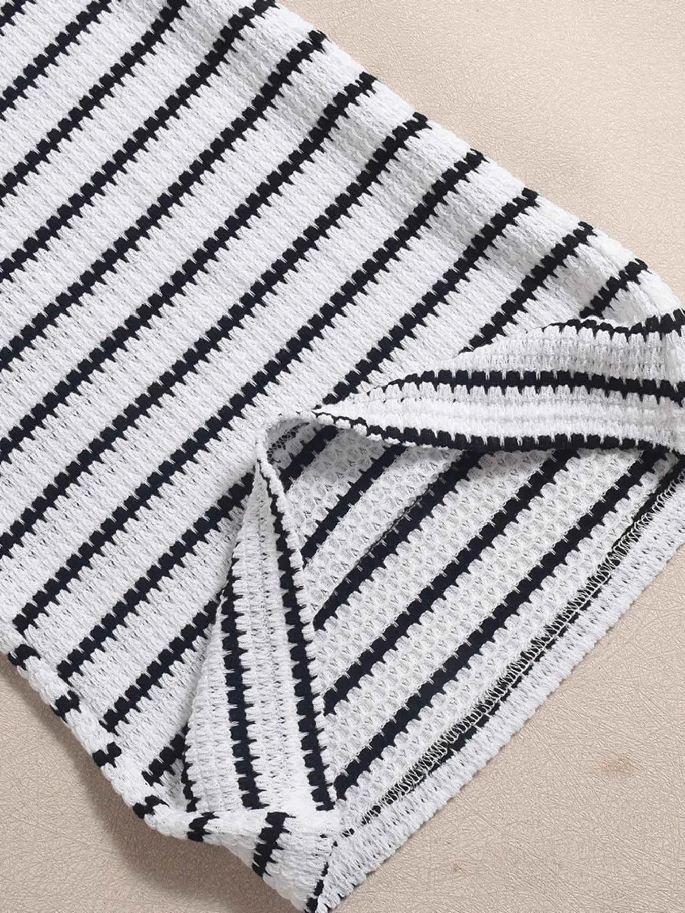 Round Neck Sleeveless Top and Striped Pants Set dfafeee738e645419ebdefe7d3c6de21-Max-Origin