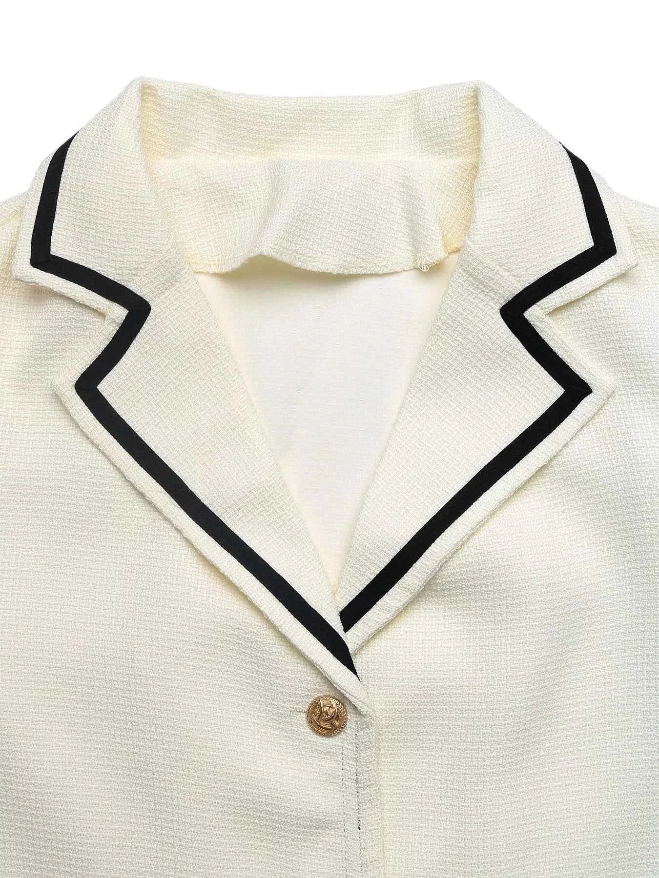 Contrast Trim Button-Up Blazer e0321f54d5f7433480bac74166d058e3-Max-Origin