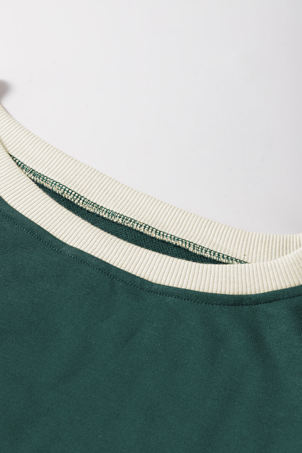 Rose Red Contrast Trim Loose Pullover and Lace-up Waist Shorts Set e0a273c1b41a2a28