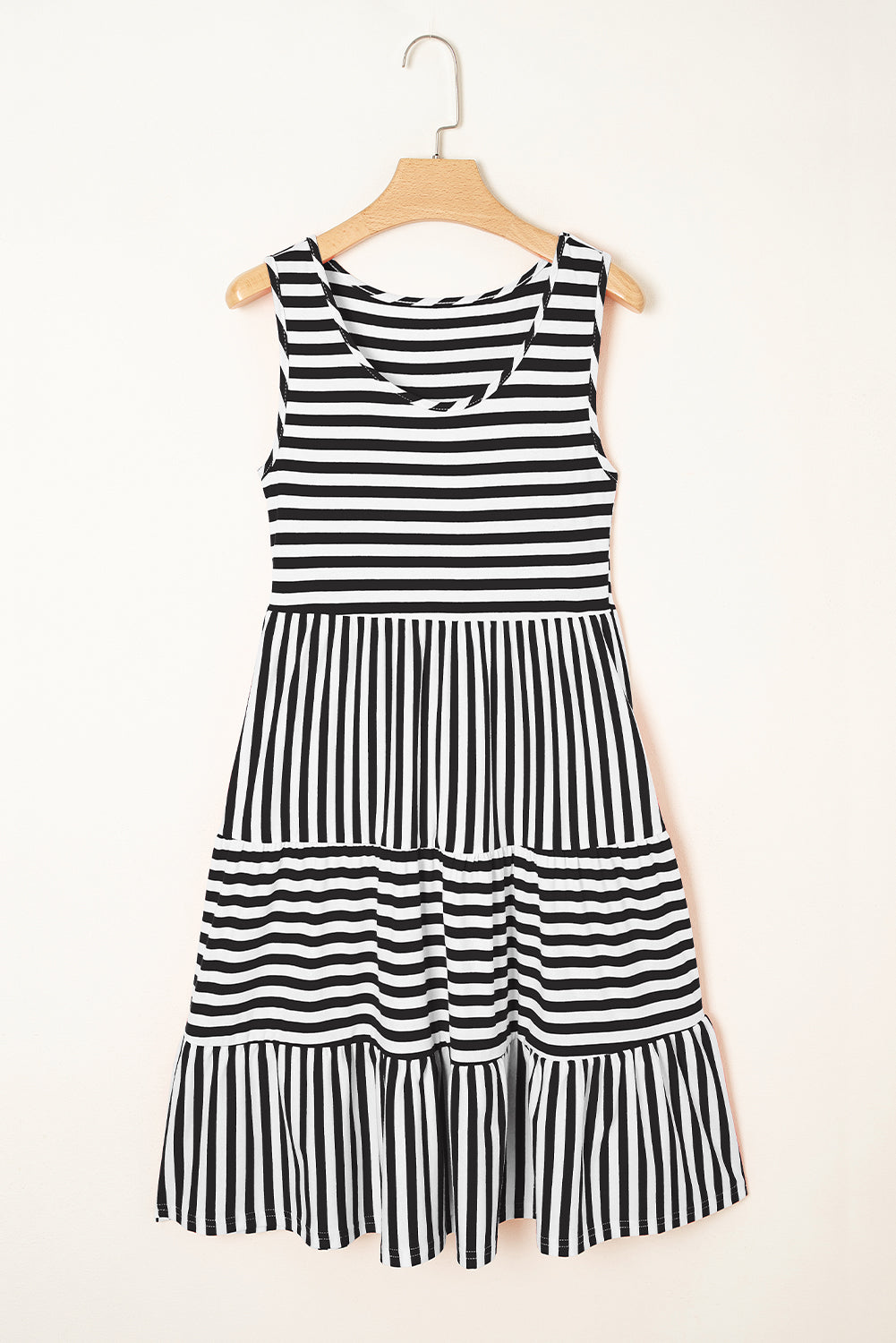 Black Stripe U Neck Sleeveless Loose Fit Mini Dress e0cfdff06a7afef2