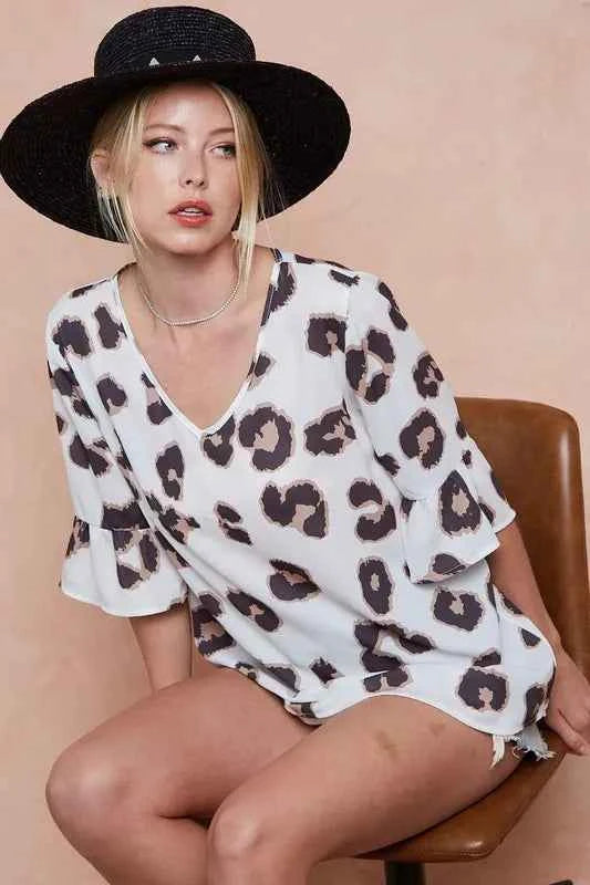 BiBi Leopard Printed V Neck Woven Top with Ruffled e15a3e9eddcf4c559aad25c0c1033a75-Max-Origin