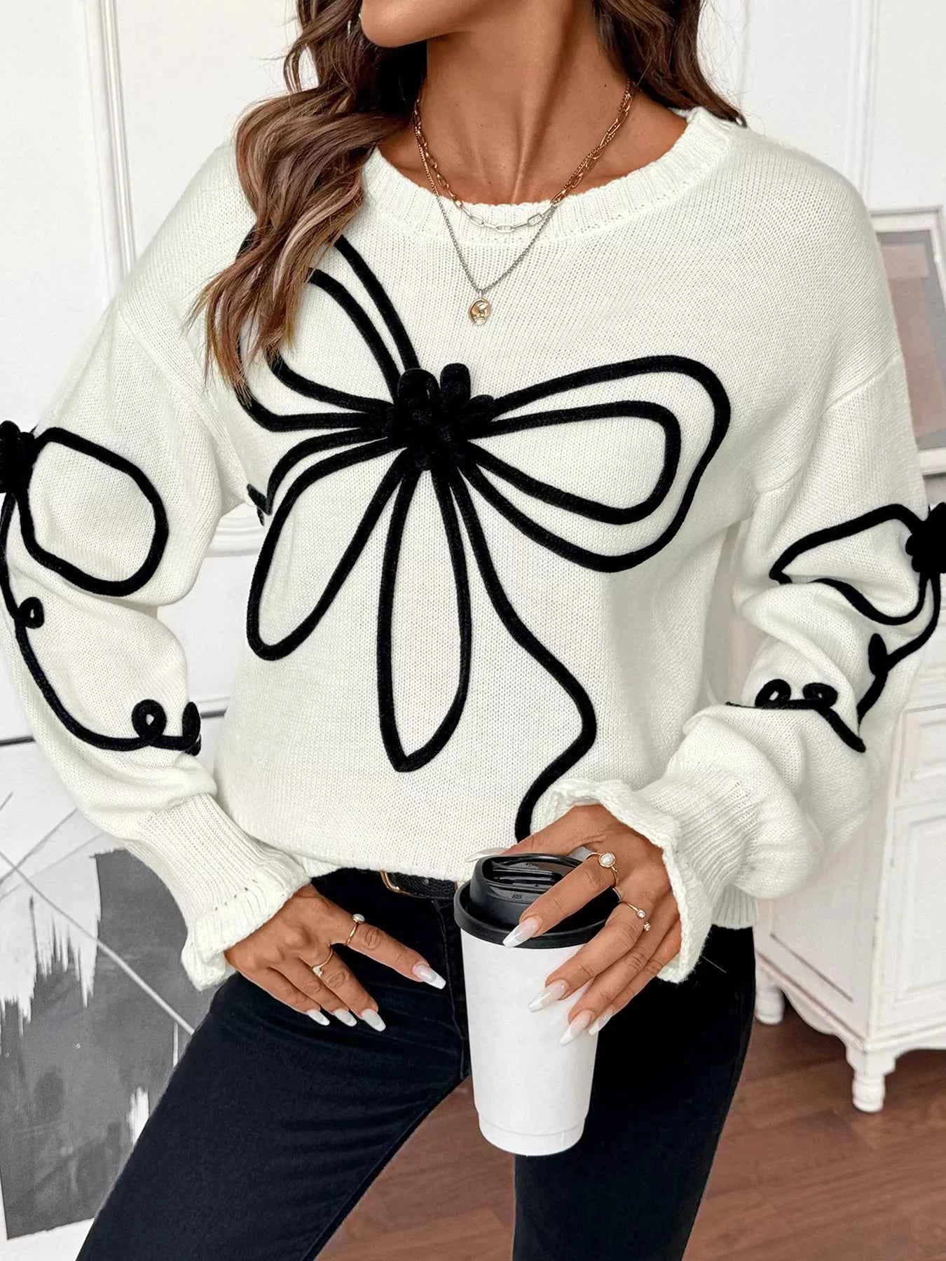 Bow Pattern Long Sleeve Sweater White e2a6f7a3f2f444ada6472f9156f0d9f0-Max-Origin