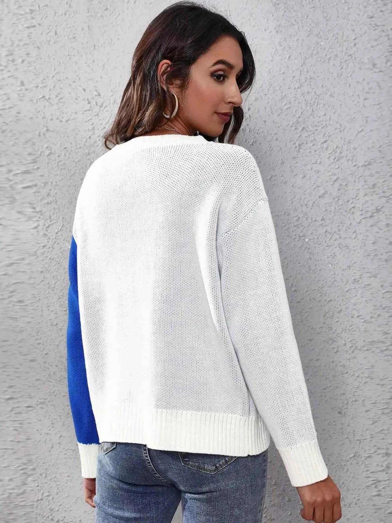 Contrast Round Neck Long Sleeve Sweater e40de4ed-d549-473d-9683-b49bb586534d-Max-Origin