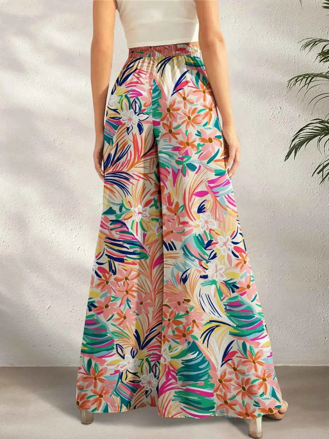 Printed Wide Leg Pants e49d368d-5bec-417a-91f2-f1713ca7250b-Max-Origin