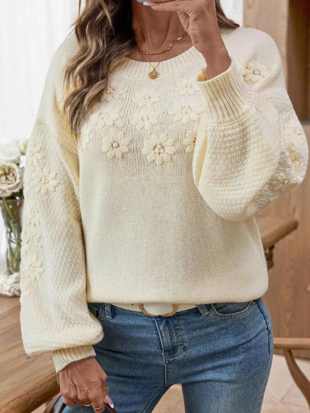 Flower Round Neck Long Sleeve Sweater e4b6c9cff7084e5eaa87cbafdc3da1d3-Max-Origin