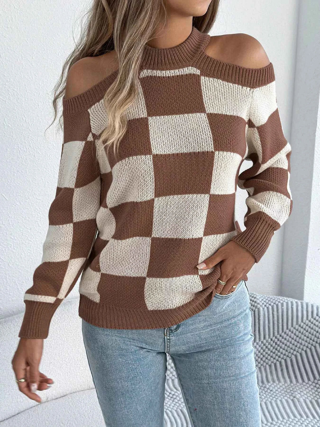 Cold Shoulder Checkered Long Sleeve Sweater e5076ea6db2143fcad35199c21e8c2ae-Max-Origin