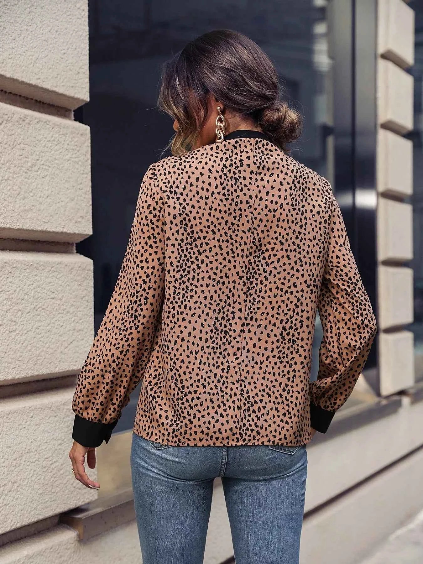 Animal Print Contrast Trim Tie Front Blouse e578192a-78a2-4637-b1a9-84e75a427288-Max-Origin