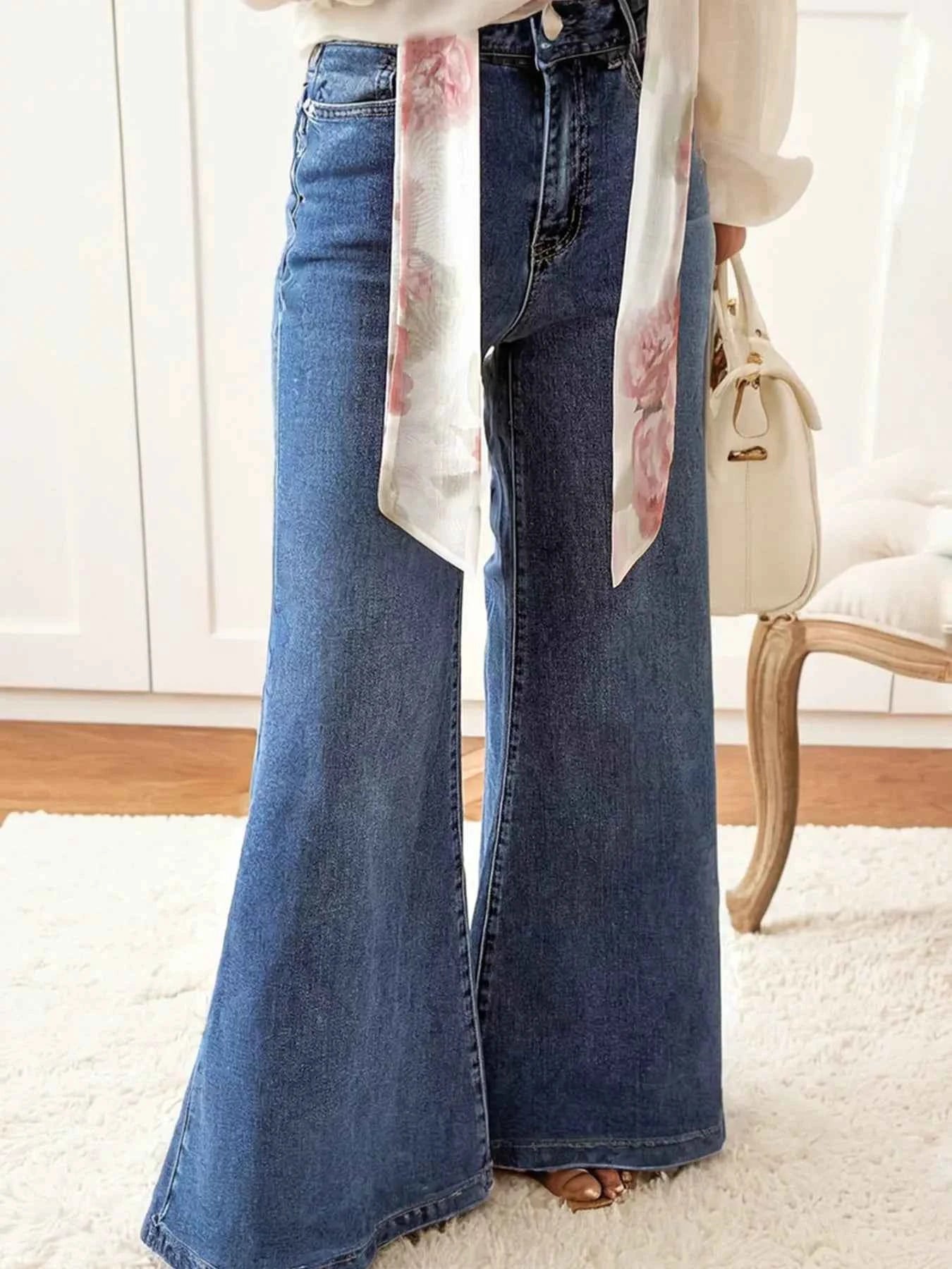 High Waist Button Zip Flare Leg Jeans e57c89652e33409fae00d8129d807f2a-Max-Origin