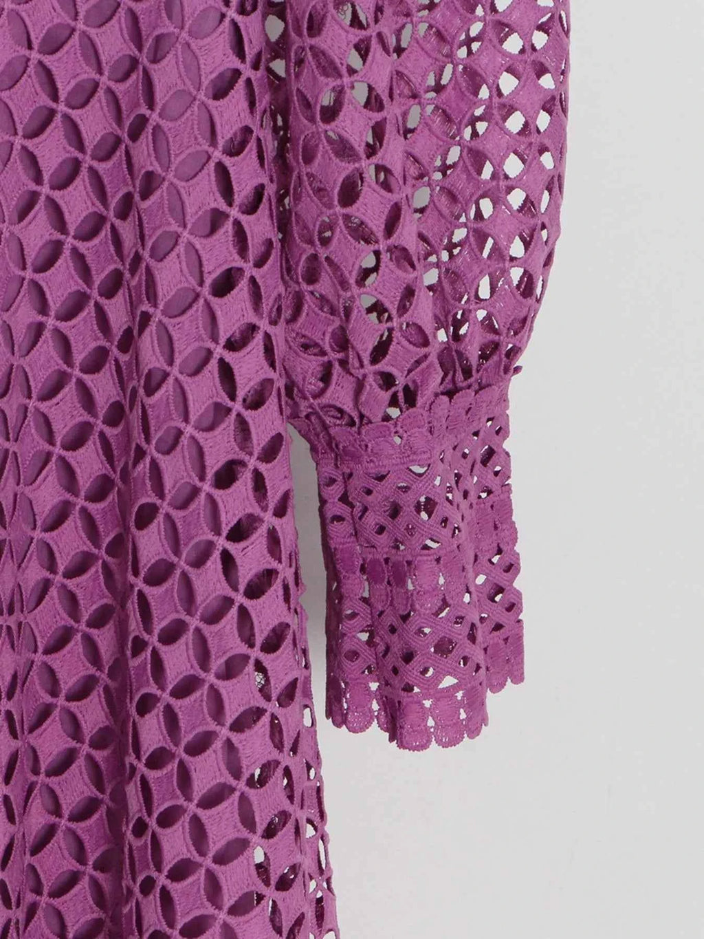Lace Long Sleeve Midi Dress e64e797c-5dd6-4d76-a259-b6cbd276af83-Max-Origin