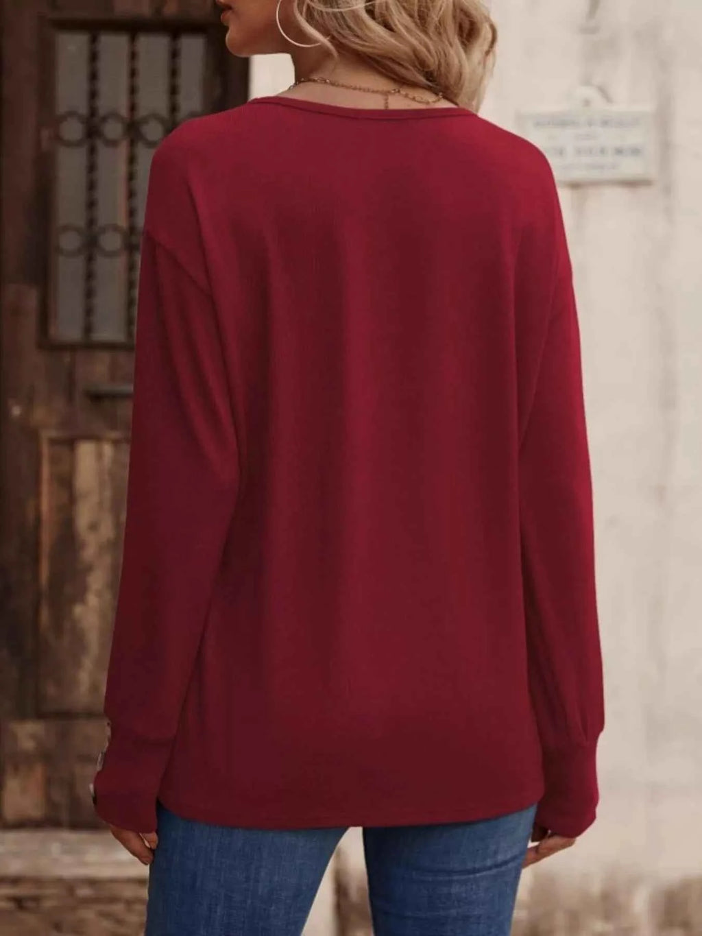 V-Neck Long Sleeve T-Shirt e69a9d546b0448b7ac3ff95e9eb3d5a2-Max-Origin