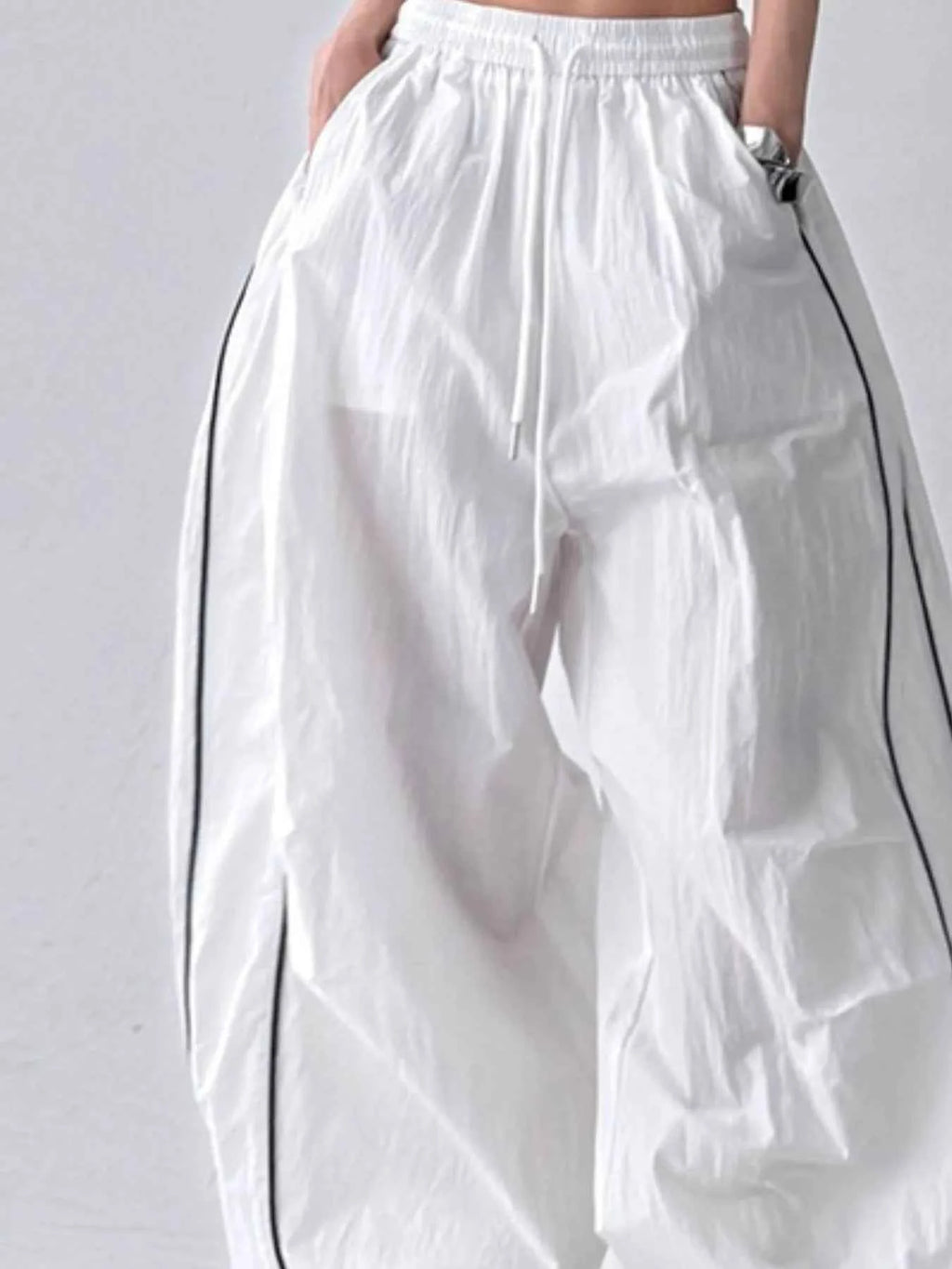 Drawstring Wide Leg Pants e6a0adea-6230-44dd-897c-54a6677300e1-Max-Origin