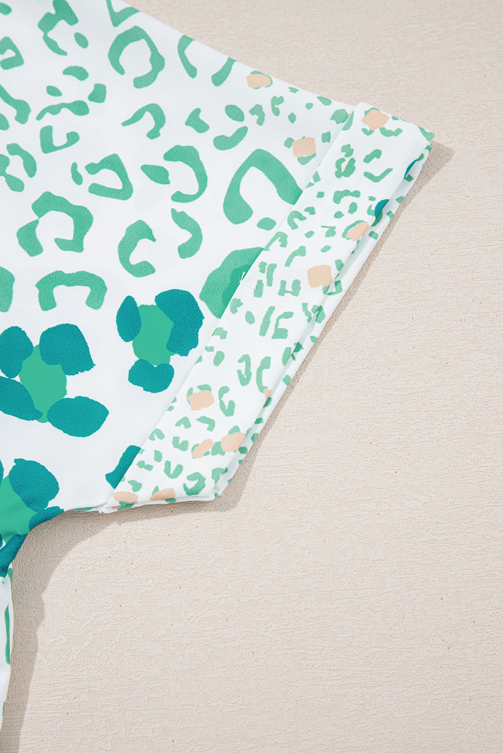 Pink Leopard Print V Neck Short Sleeve Blouse e709b2512100aace