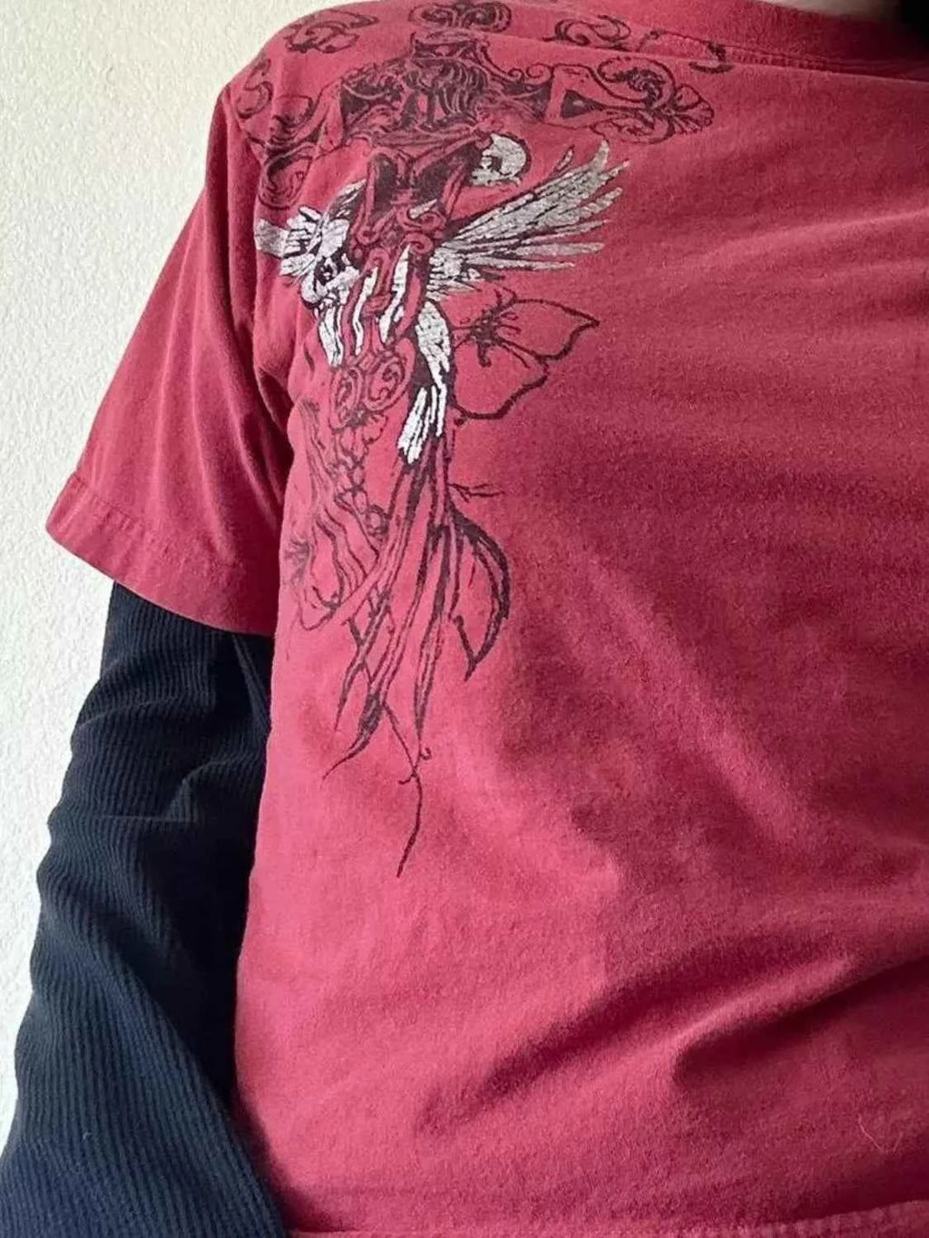 Skull Graphic Round Neck Long Sleeve T-Shirt e7477ecd-34c1-435b-a3fc-57cf55c2734e-Max-Origin