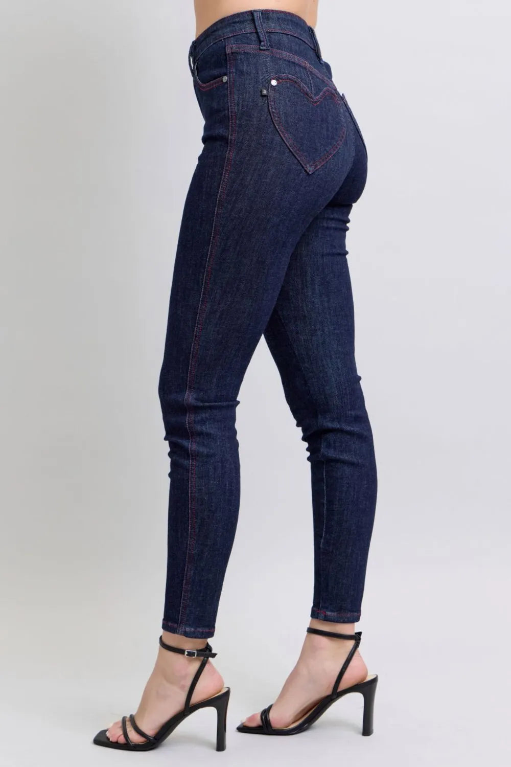 Judy Blue Full Size Heart Shaped Back Pockets Skinny Jeans e774d3ef-6e33-46b7-9105-de6a8c80a966-Max