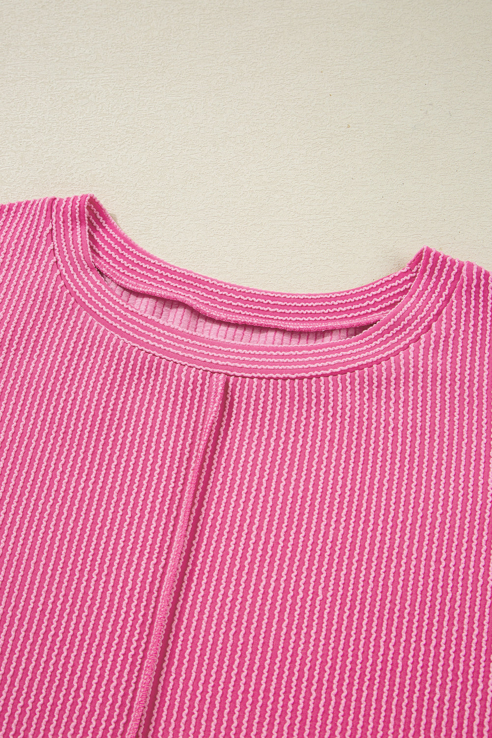 Bonbon Twist Ribbed Exposed Seam Detail Plus Size Top e80589f32917d714