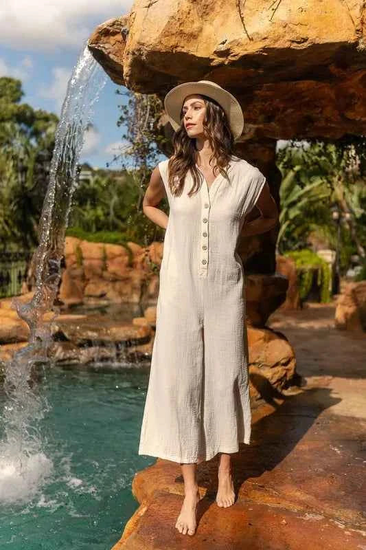 Annie Wear Button Detail Wide Leg Jumpsuit with Pockets e81dabcb-4c91-4d33-b8f0-d5b6b931febd-Max