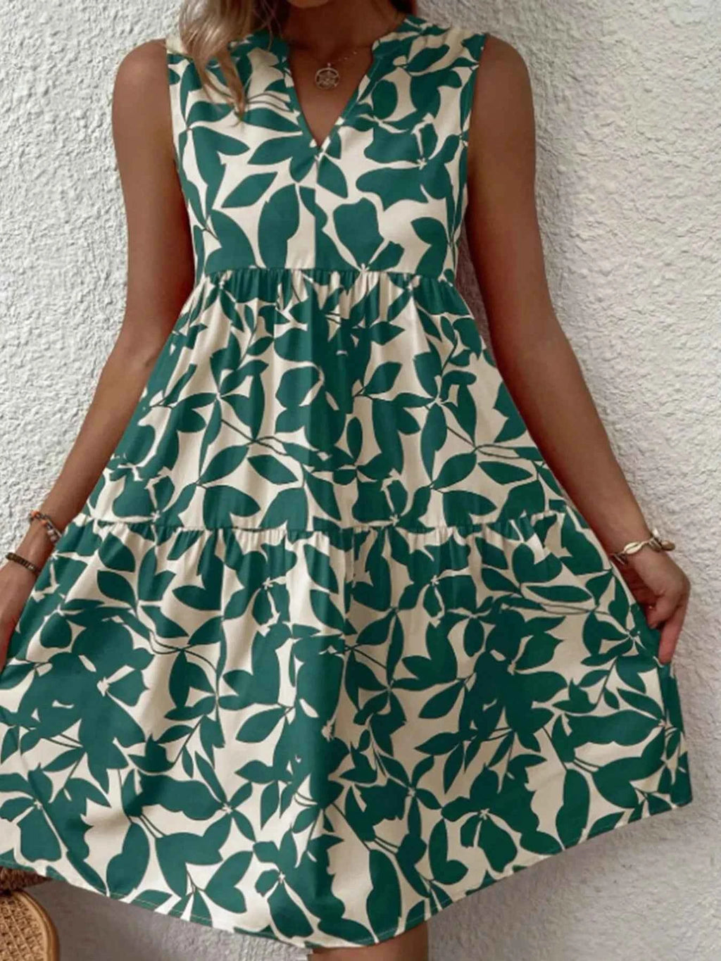 Printed V-Neck Sleeveless Mini Dress e84d8bb95f4446e7947ba5fe07544a8a-Max-Origin