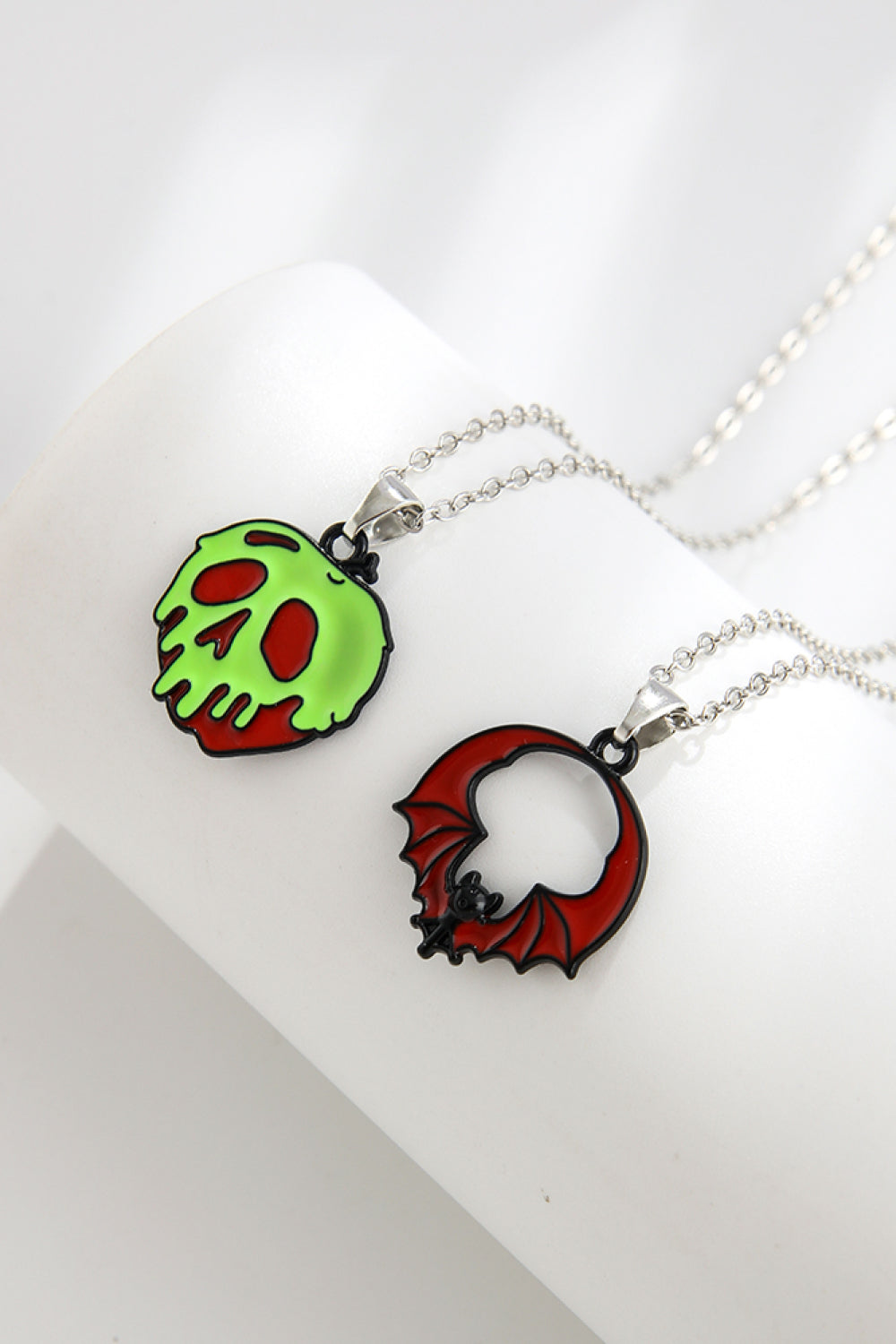 Two-Piece Halloween Theme Necklace Set e862f70edafb4c03a4360a7e67d2f478-Max