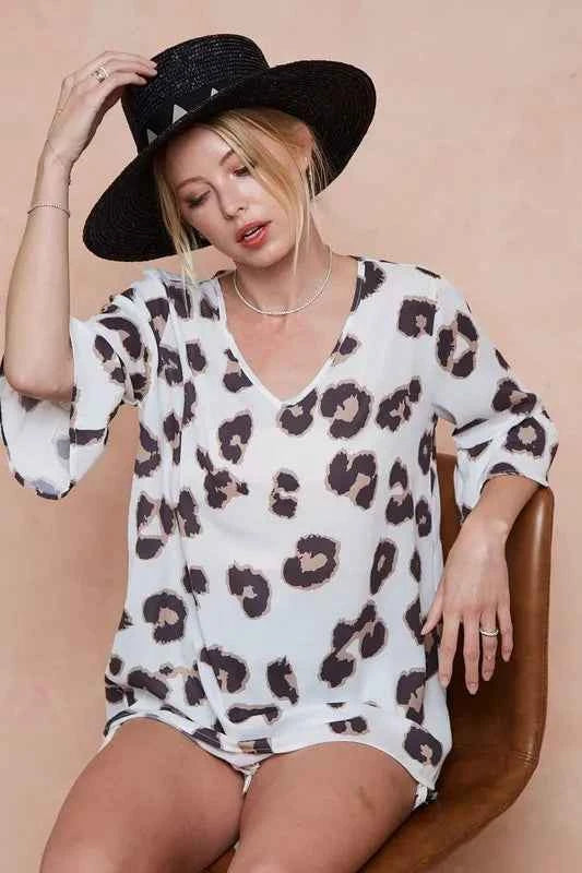 BiBi Leopard Printed V Neck Woven Top with Ruffled e9694e699f0d4ad48aa348cc077e49da-Max-Origin