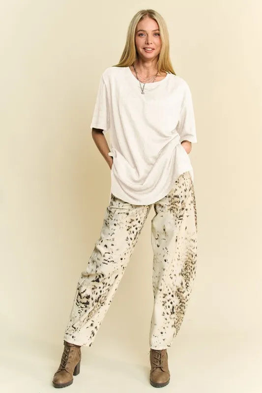 Davi & Dani Short Sleeve Side Slit T-Shirt with Pockets ea4866551ee7480bb465fb592595a9e6-Max-Origin