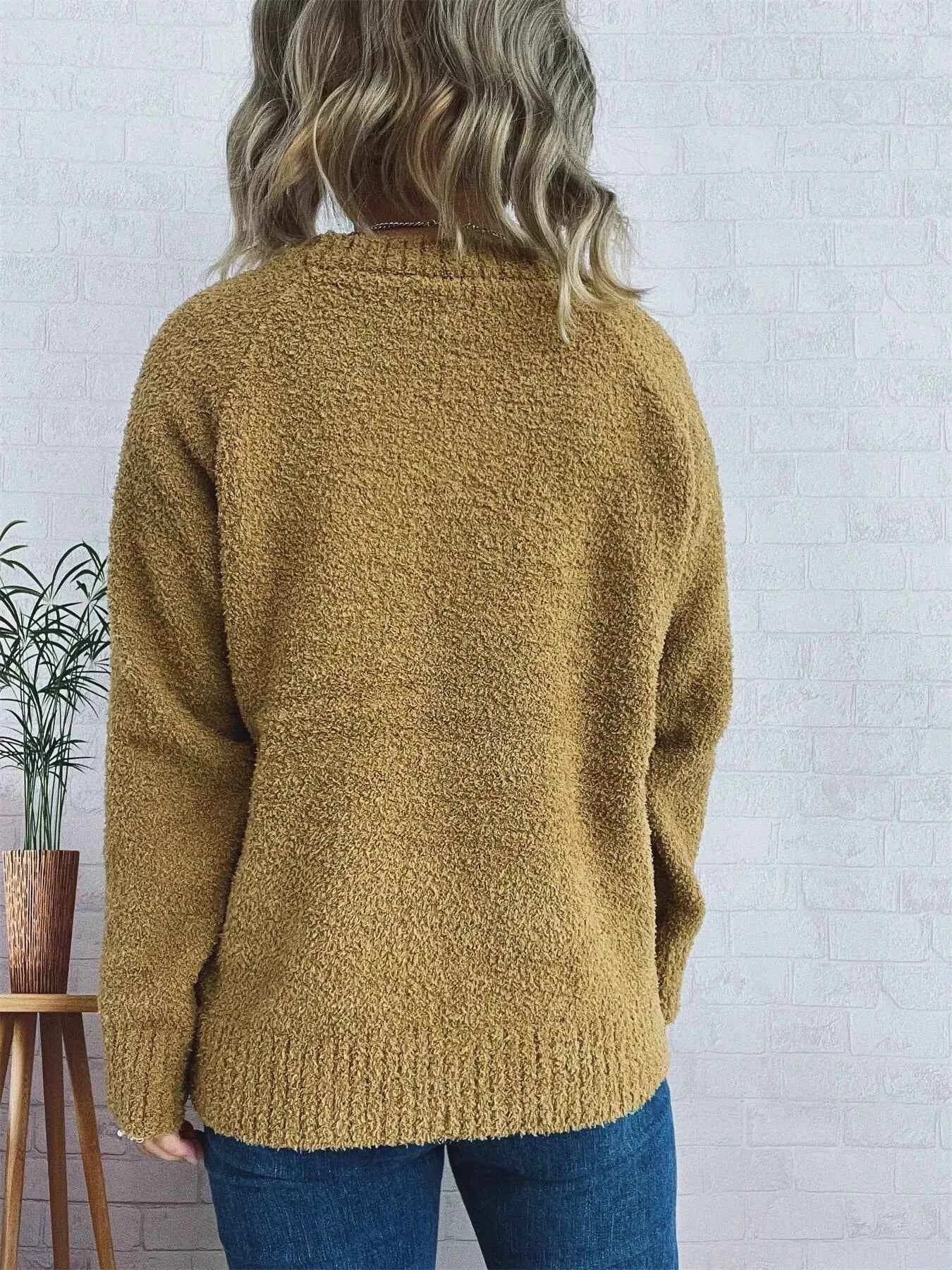 Round Neck Raglan Sleeve Sweater eac481264a9d4e5884958ba98672b5b5-Max-Origin