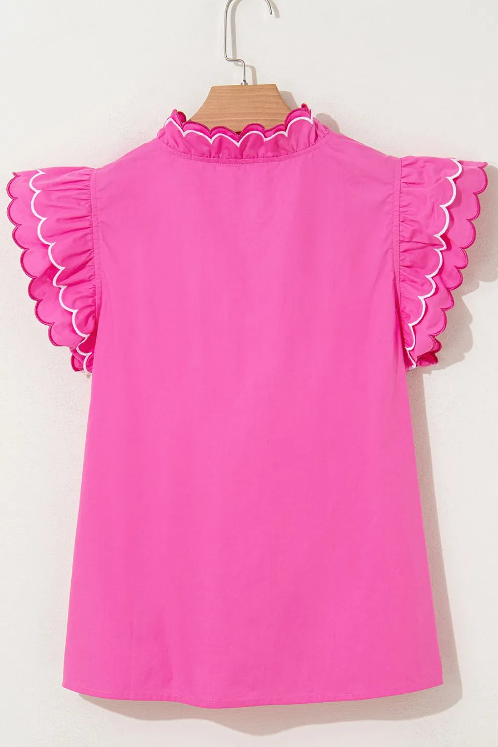 Contrast Scallop Trim Layered Short Sleeve V Neck Blouse eacddb60-9a89-4573-89e5-56e7949f06e2-Max-Origin