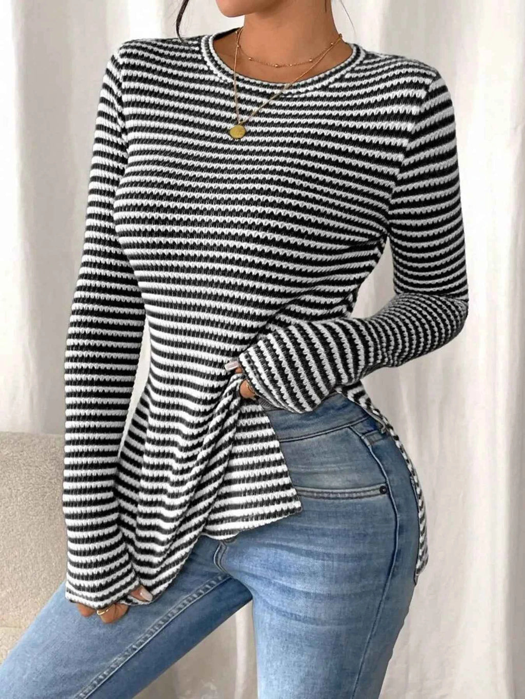 Side Slit Striped Long Sleeve T-Shirt ead8ca963c434ce3a9e9d13e3fd5703b-Max-Origin