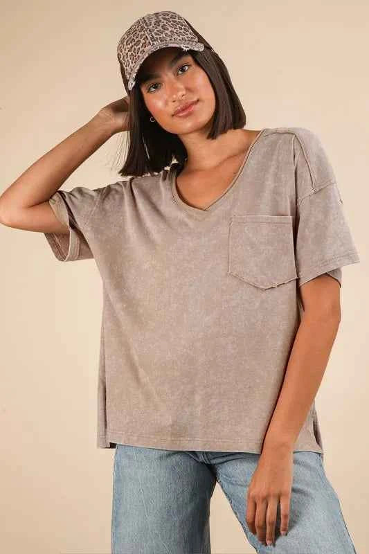 VERY J Mineral Washed V-Neck T-Shirt ec59449ef97c4a0386556b37ae71acde-Max-Origin
