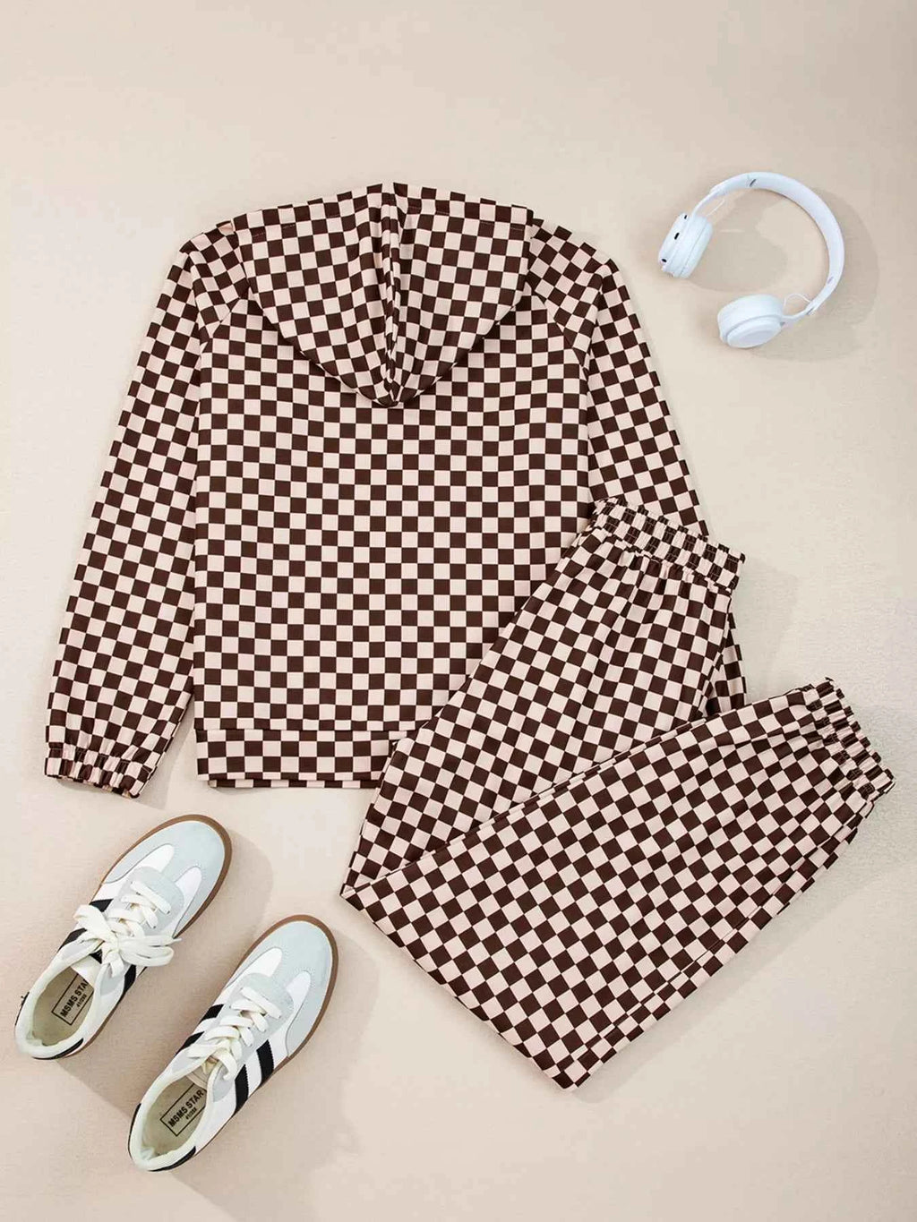Checkered Drawstring Hoodie and Pants Set ec8f26ef856e4b5b97354386ebf3afcf-Max-Origin