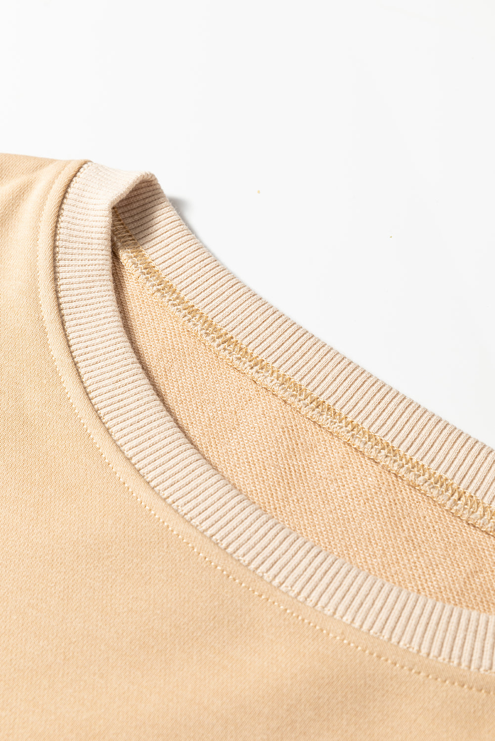 Khaki Exposed Seam Floral Mixed Patchwork Plus Size Top ed8957f0706fb197