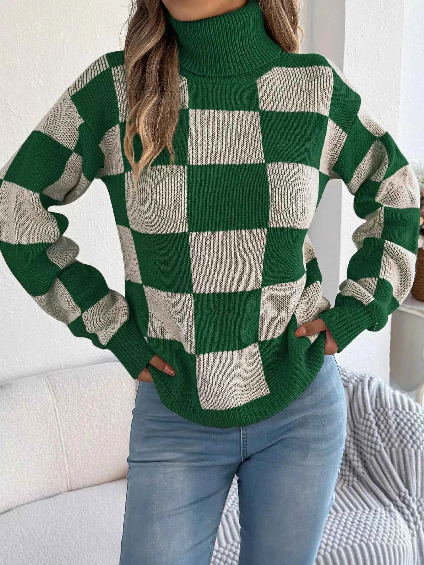 Checkered Turtleneck Long Sleeve Sweater eddda4d1-9e0e-4665-8612-39900a884a7e-Max-Origin