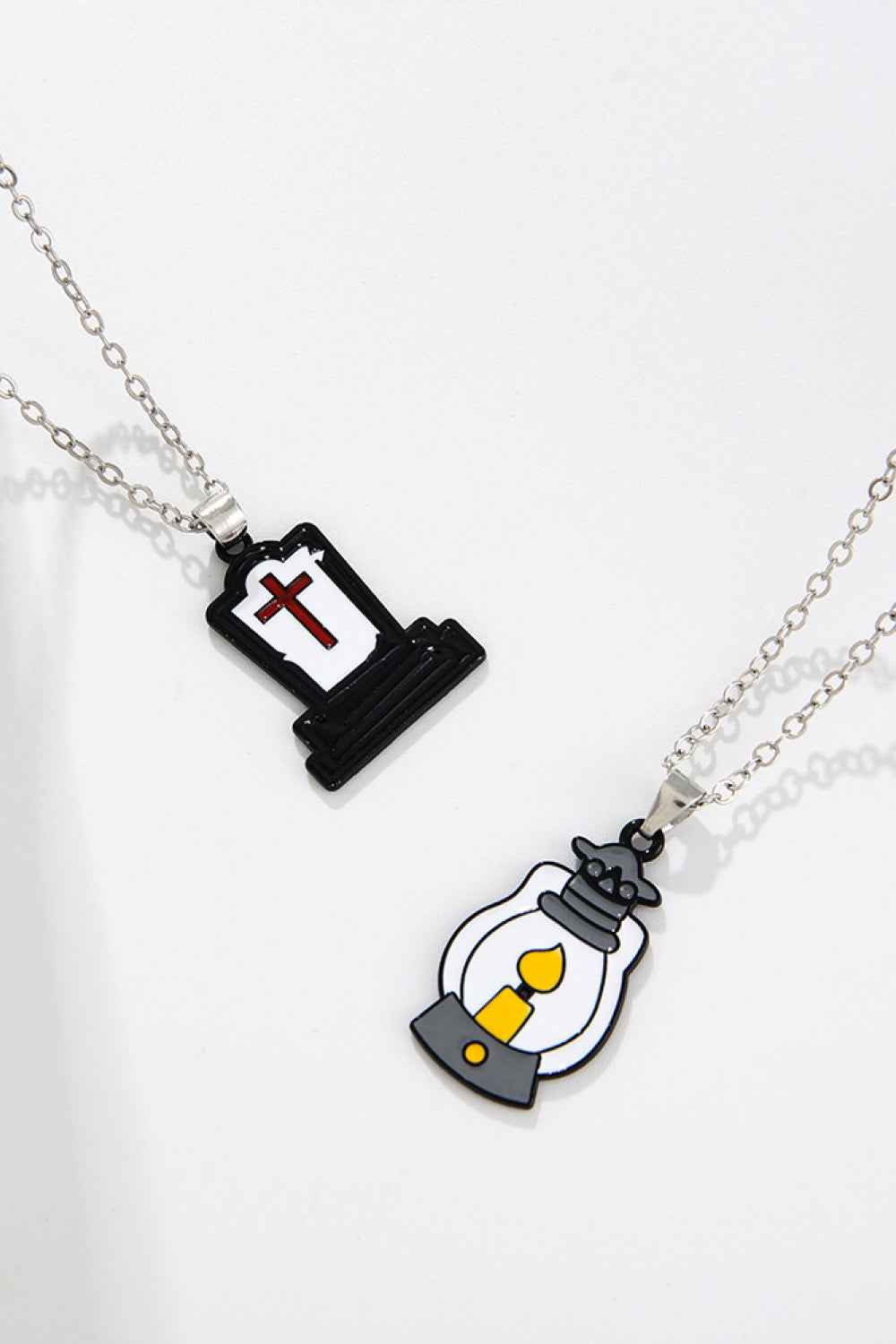 Two-Piece Halloween Theme Necklace Set ee347f3e788f4933b76b341ace4f517a-Max