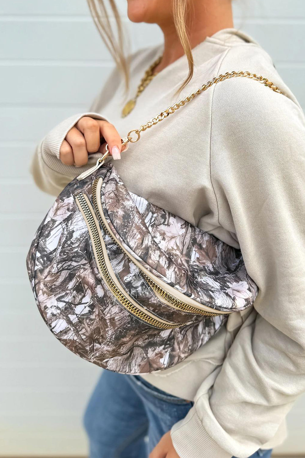 White Camouflage Print Double Zipper Crossbody Bag ee53f0e184d53801