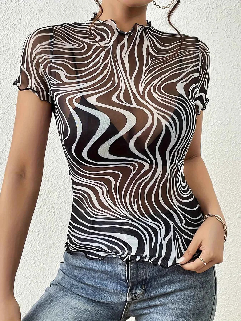 Psychedelic Wave Print Mock Neck T-Shirt Black ee9b3d17f1654213bc4df3d3418ee105-Max-Origin