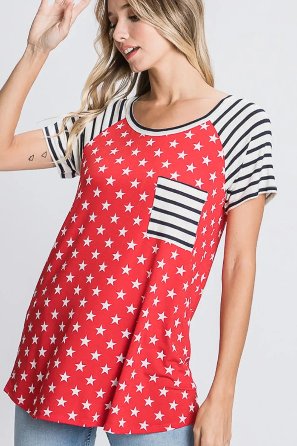 Heimish Full Size Star & Striped Round Neck Short Sleeve T-Shirt Plus Size f0874903-185b-4850-bd2c-bb001d4d0b2e-Max