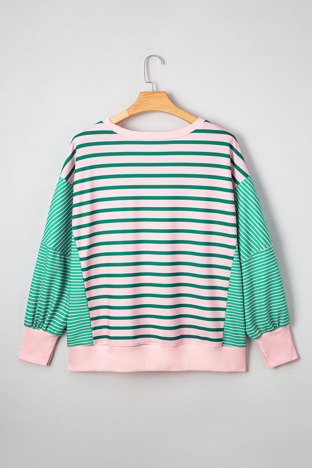 Green Stripe Colorblock Patchwork Side Slit Plus Size Sweatshirt f0e2cfe596e242c3